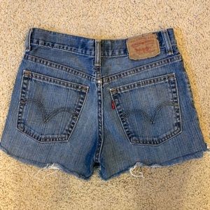 Urban Renewal Levi’s reworked denim shorts 550